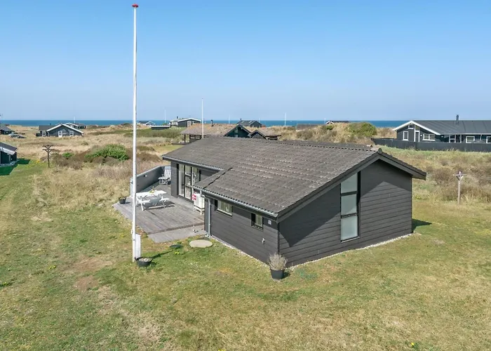Prázdninový dům Aviana - 175m From The Sea By Interhome Hjørring